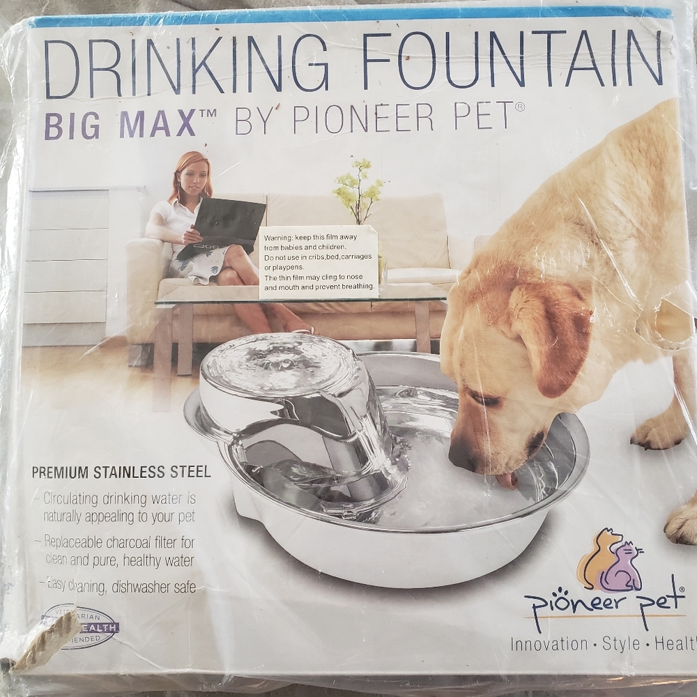 DOG WATER FOUNTAIN
